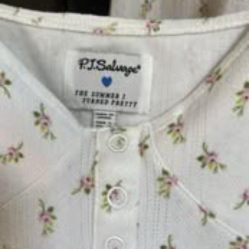Pj-salvage Women's White and Pink Pajamas